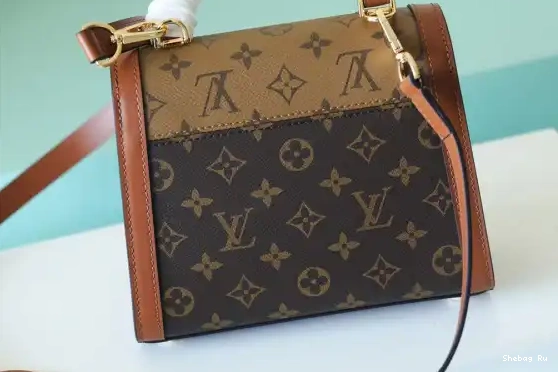 VUITTON LOUIS CAPITALE DAUPHINE 0528